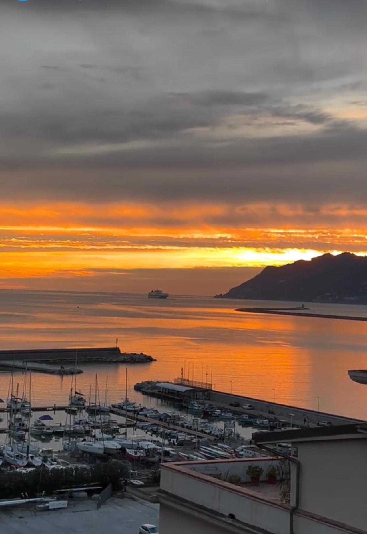 Apartament Mareluna Penthouse - Luxury Rooftop Salerno